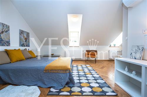 Pronájem luxusního, zařízeného bytu 1+kk, 31 m2, Kozí, Praha 1 - Staré Město