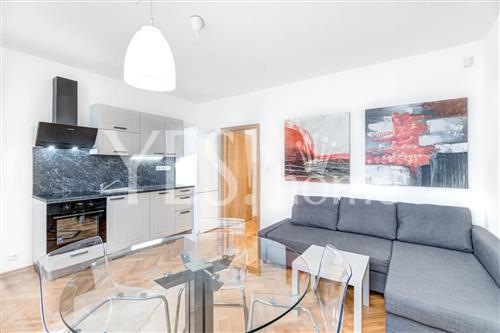 Pronájem zařízeného bytu 2+kk, 40 m2, Bílkova, Praha 1 - Staré Město