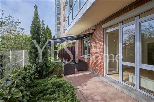 Pronájem luxusního bytu 2+kk se zahradou, 78 m2, U Zvonařky, Praha 2 – Vinohrady