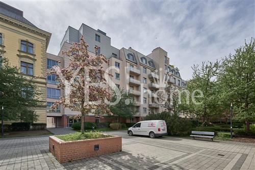FJO1101_HDR-web-1024x682.jpg