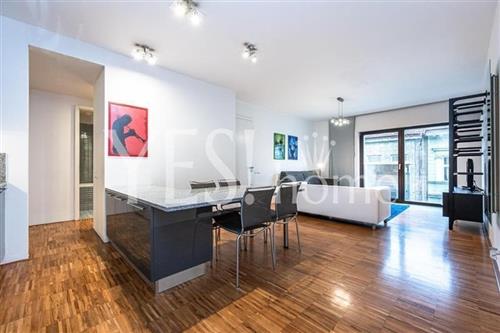 Pronájem luxusního bytu 2+kk s balkonem, 62 m2, Prokopova, Praha 3 - Žižkov