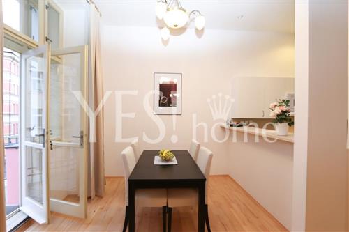 dining area 2.jpg
