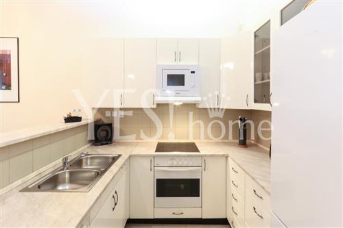 Kitchen 2.jpg
