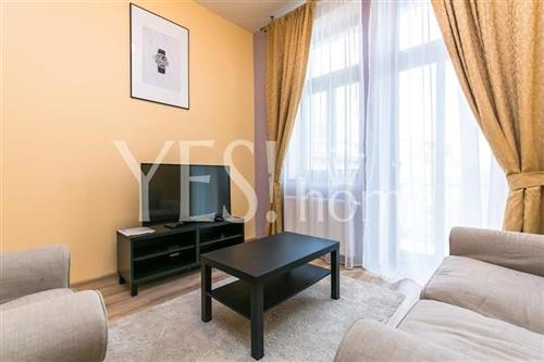 Pronájem zařízeného bytu 3+kk s balkonem, 63 m2, Máchova, Praha 2 - Vinohrady