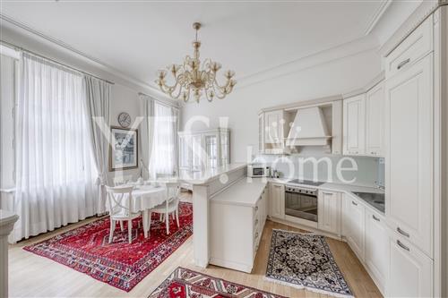 Pronájem luxusního bytu 4+kk s balkonem, 122 m2, Truhlářská, Praha 1 - Nové Město