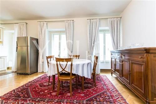 Pronájem luxusního bytu 2+kk, 71 m2, Italská, Praha 2 - Vinohrady