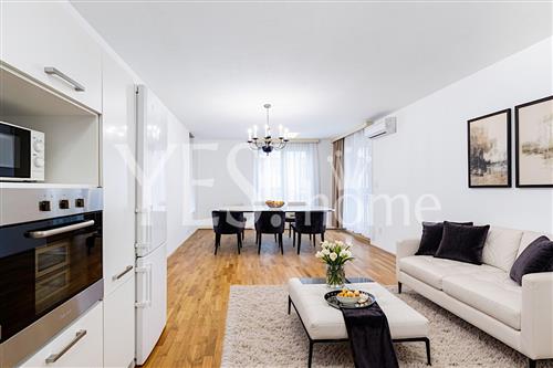 Krásný, nezařízený byt 2+kk s balkonem, 75 m2, Havlíčkovo náměstí, Praha 3 - Žižkov