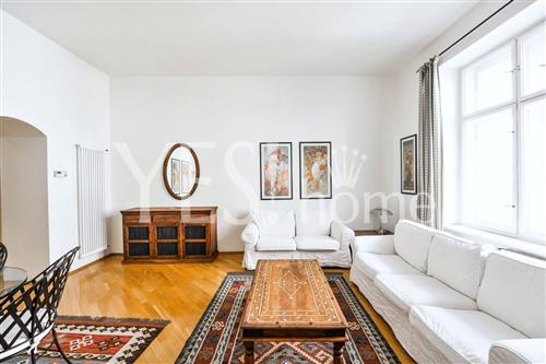 Pronájem zařízeného bytu 3+1, 80 m², Odborů, Praha 2 - Nové Město