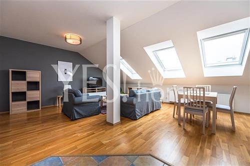 Pronájem luxusního, podkrovního, zařízeného bytu 3+kk, 97 m2, Moravská, Praha 2 - Vinohrady