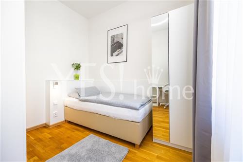 8Y7A5945-HDR.jpg